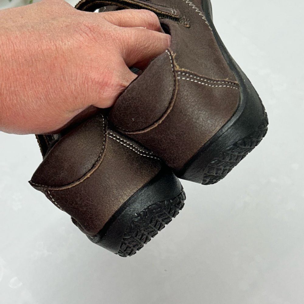 Brown Mary Jane Shoes - Picture 3 of 5